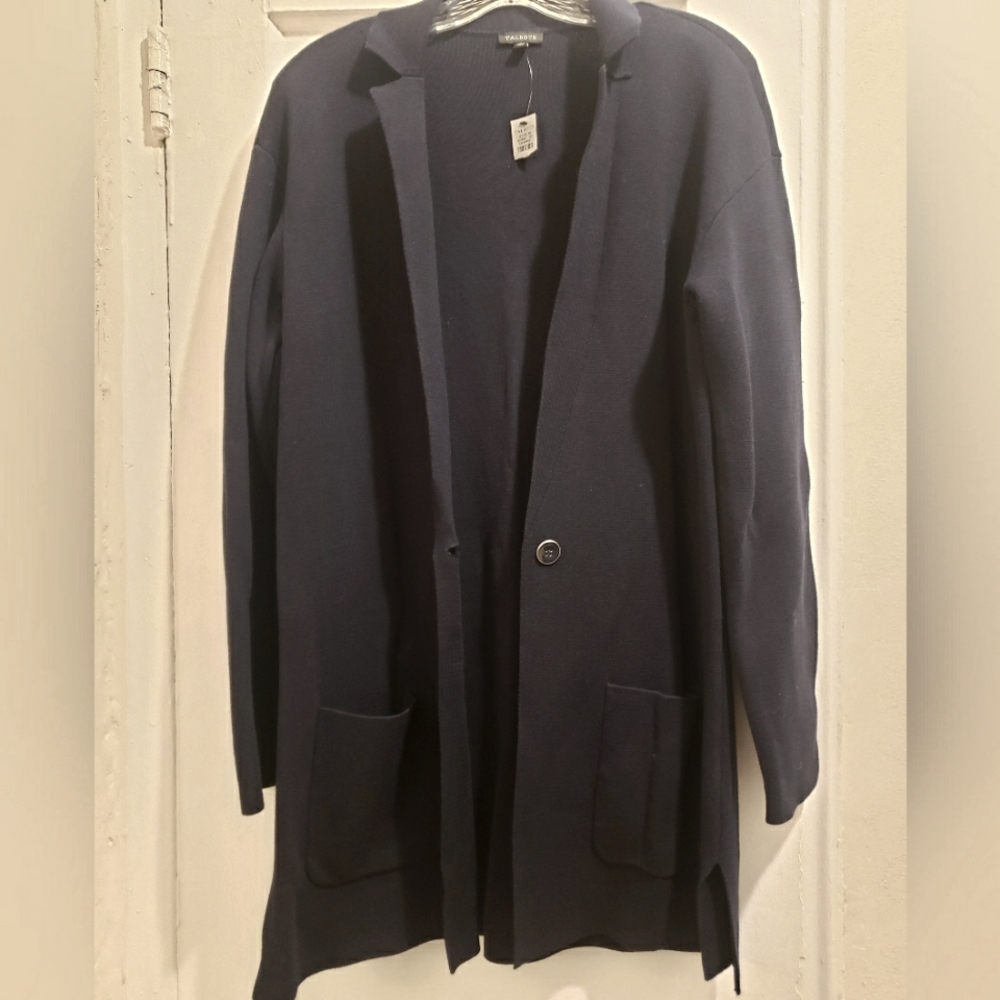 Navy blue long sweater with pockets